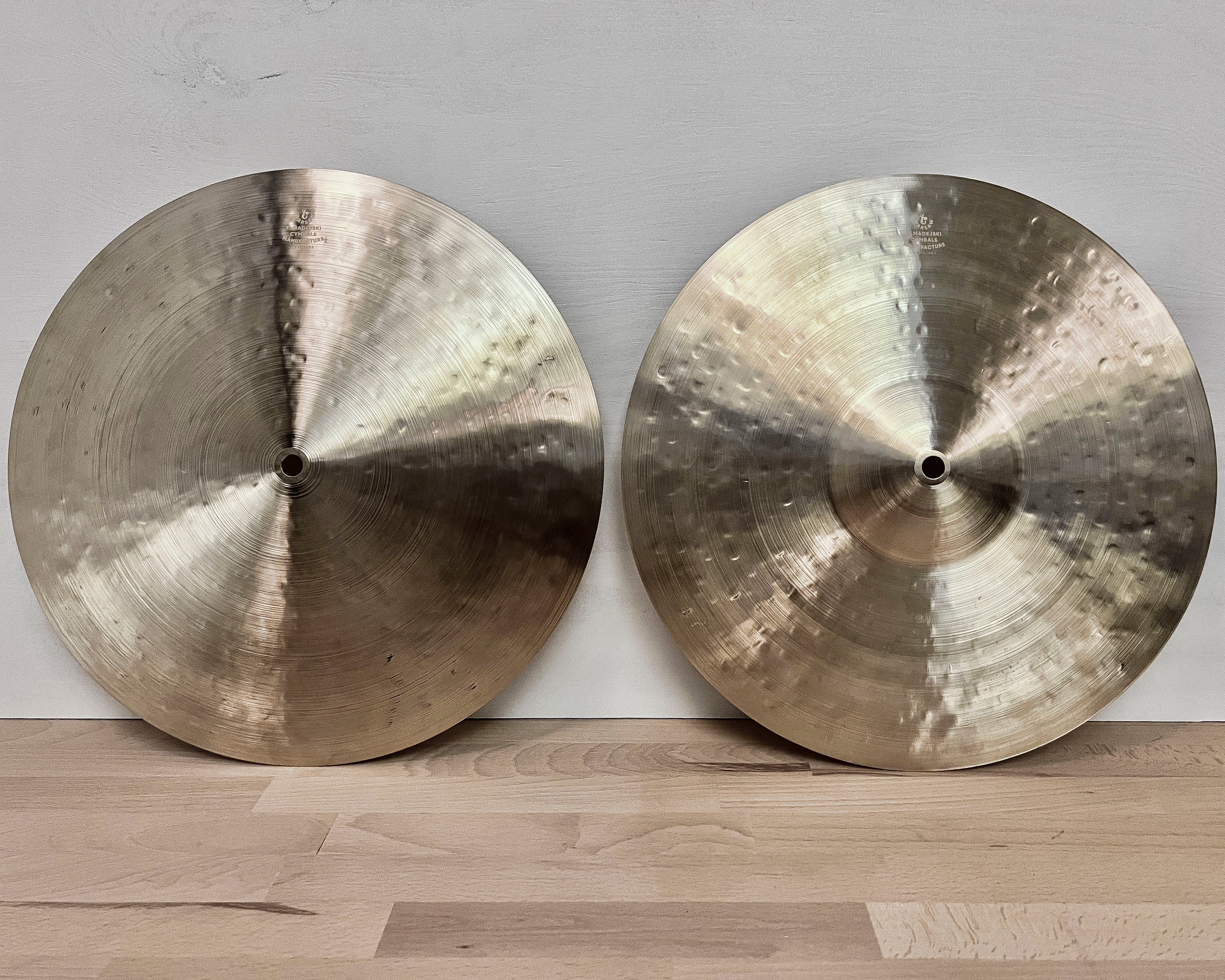 14" Hi-hats, 804 (hfb) / 1100 (flat) grams, B20
