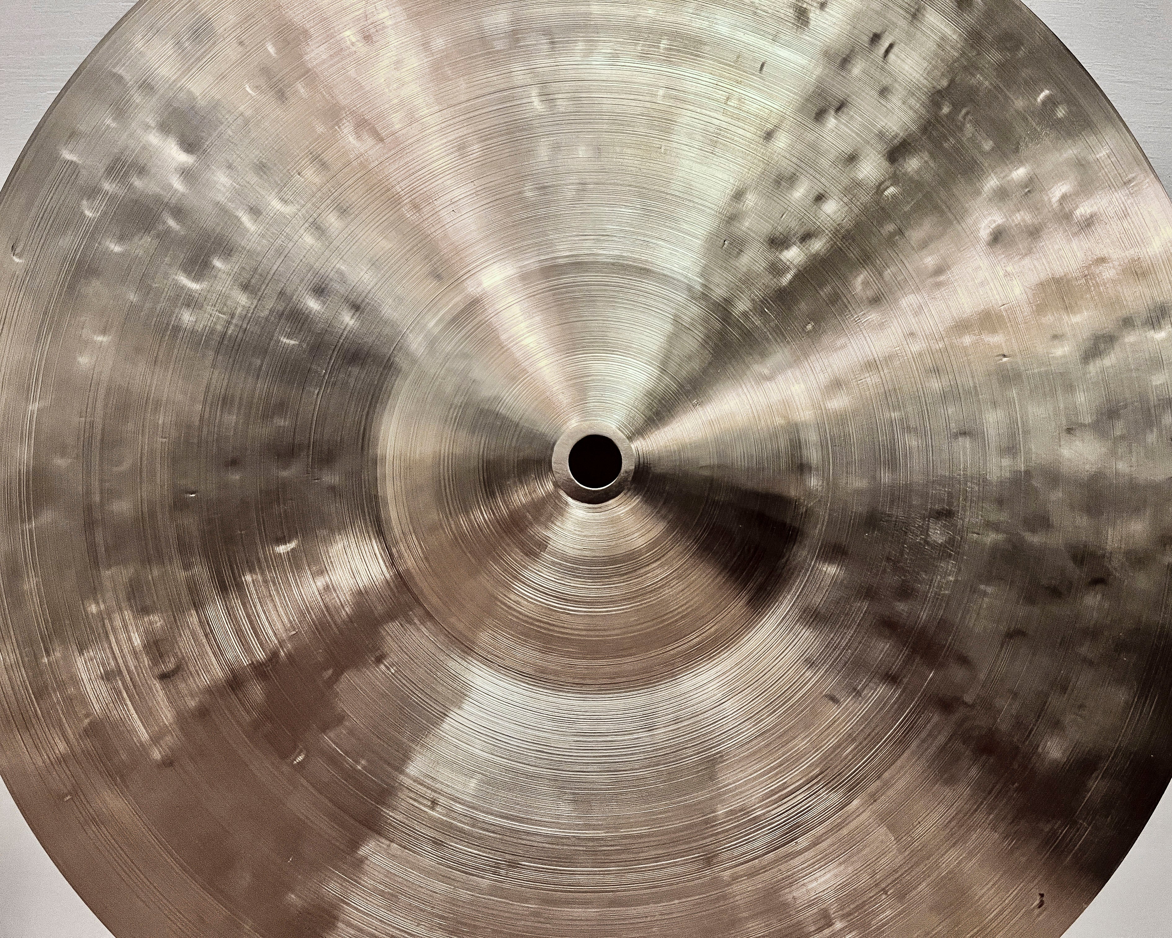 14" Hi-hats, 804 (hfb) / 1100 (flat) grams, B20