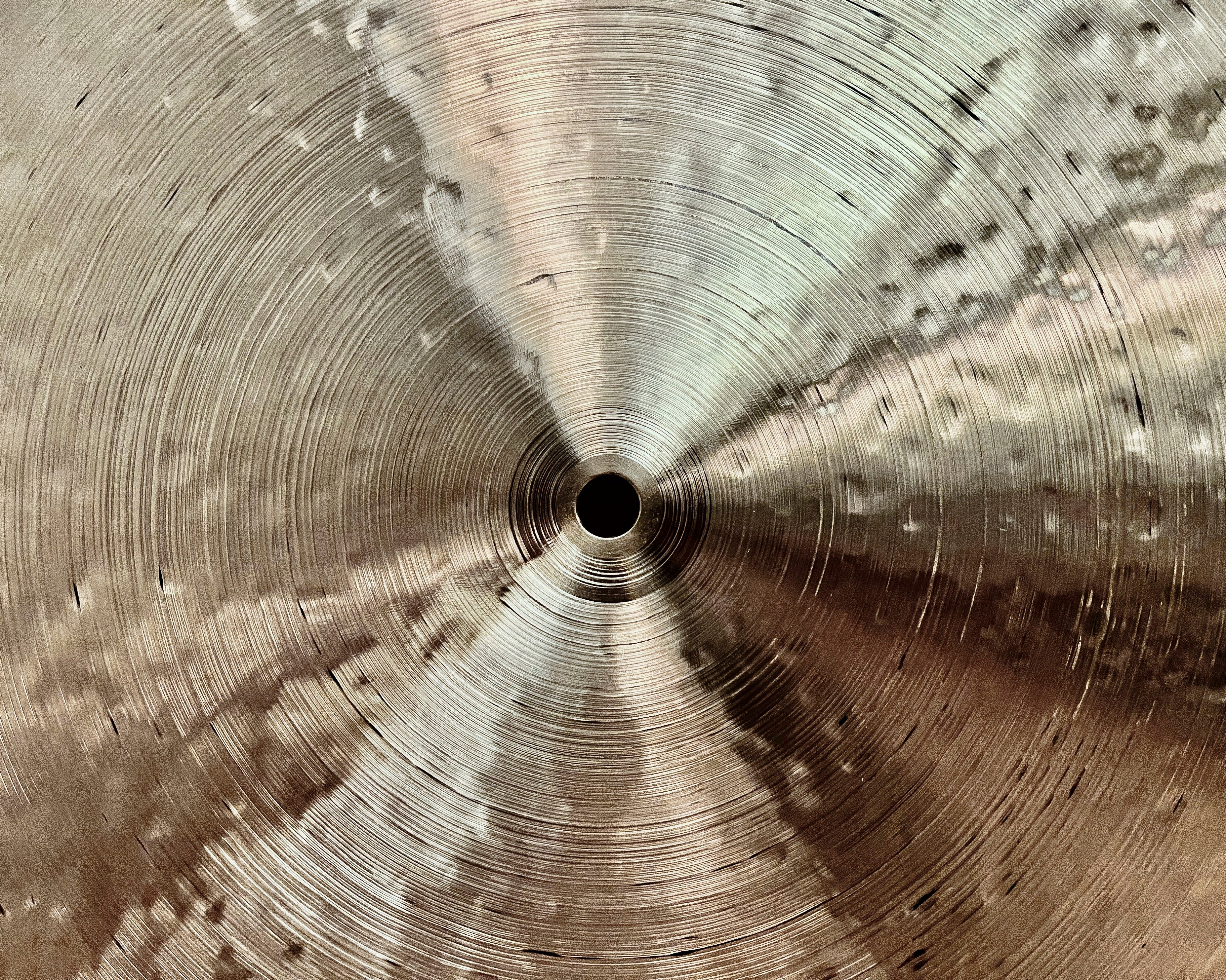 14" Hi-hats, 820 (hfb) / 1306 (flat) grams, B20
