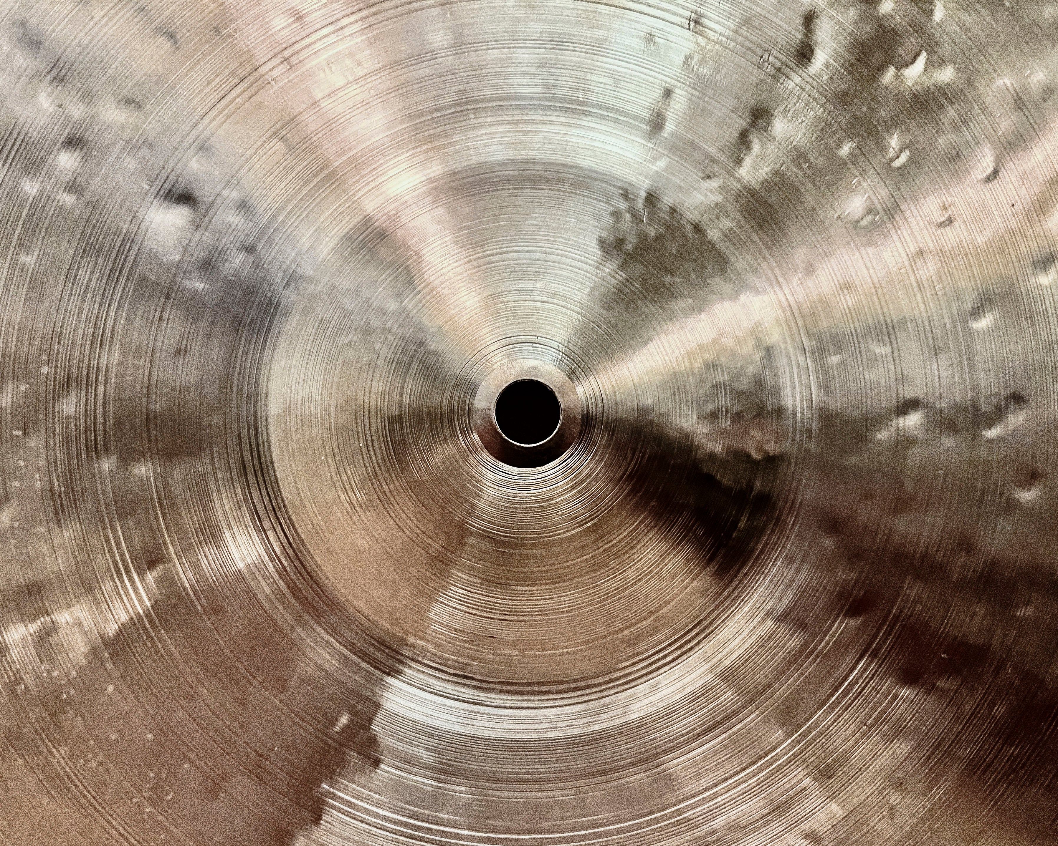 14" Hi-hats, 820 (hfb) / 1306 (flat) grams, B20
