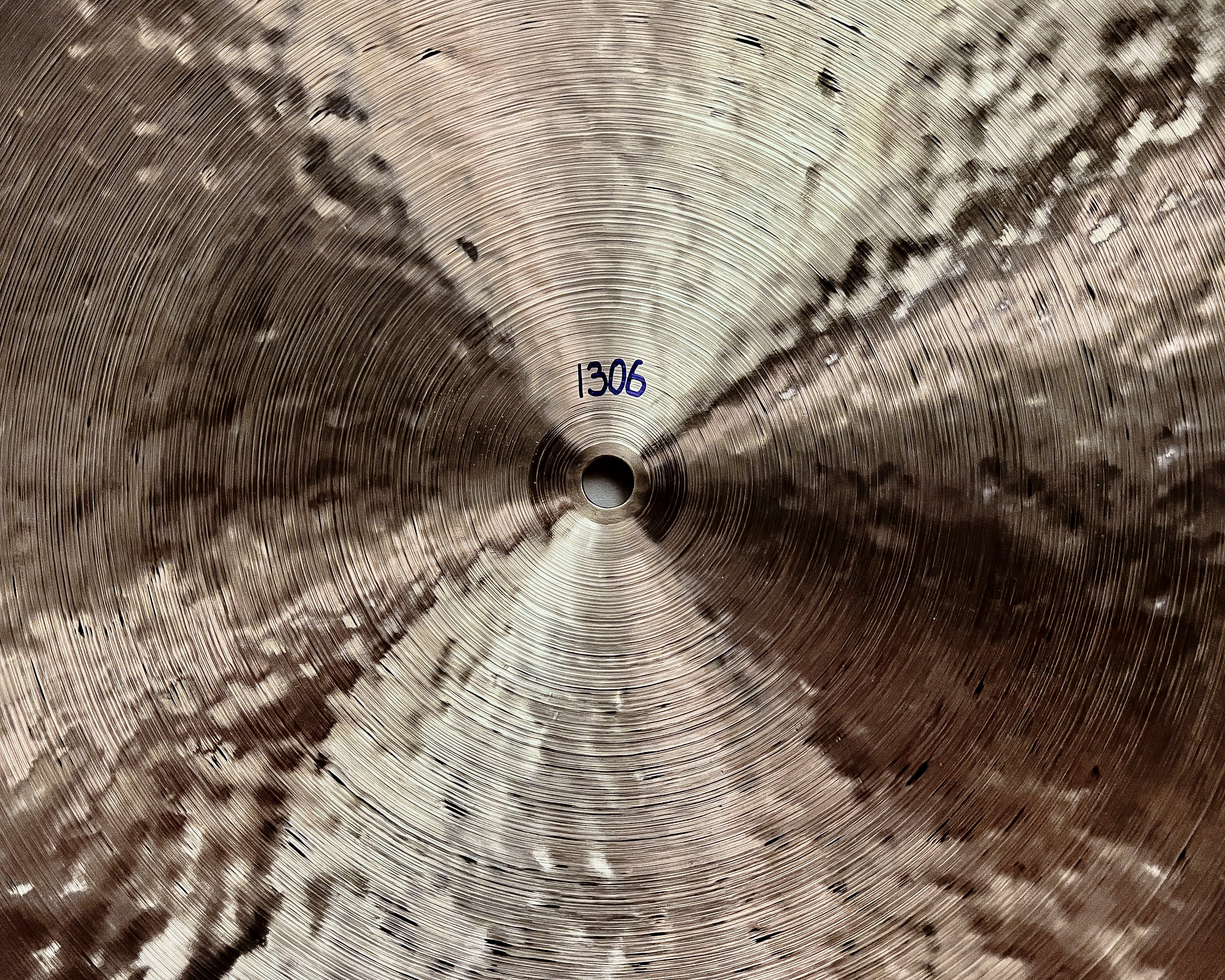 14" Hi-hats, 820 (hfb) / 1306 (flat) grams, B20