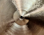 14" Hi-hats, 820 (mpb) / 993 (mpb) grams, B20