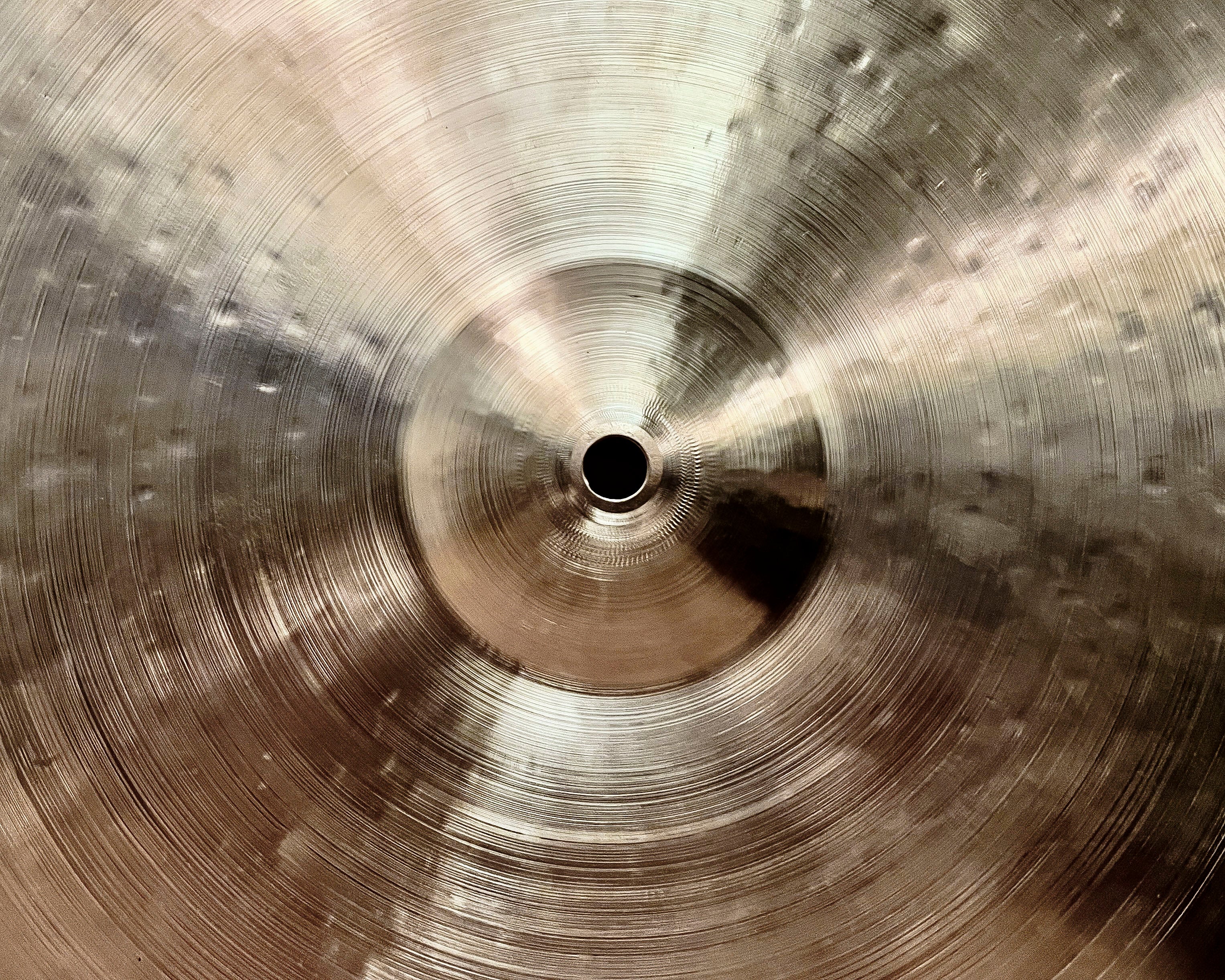 14" Hi-hats, 820 (mpb) / 993 (mpb) grams, B20