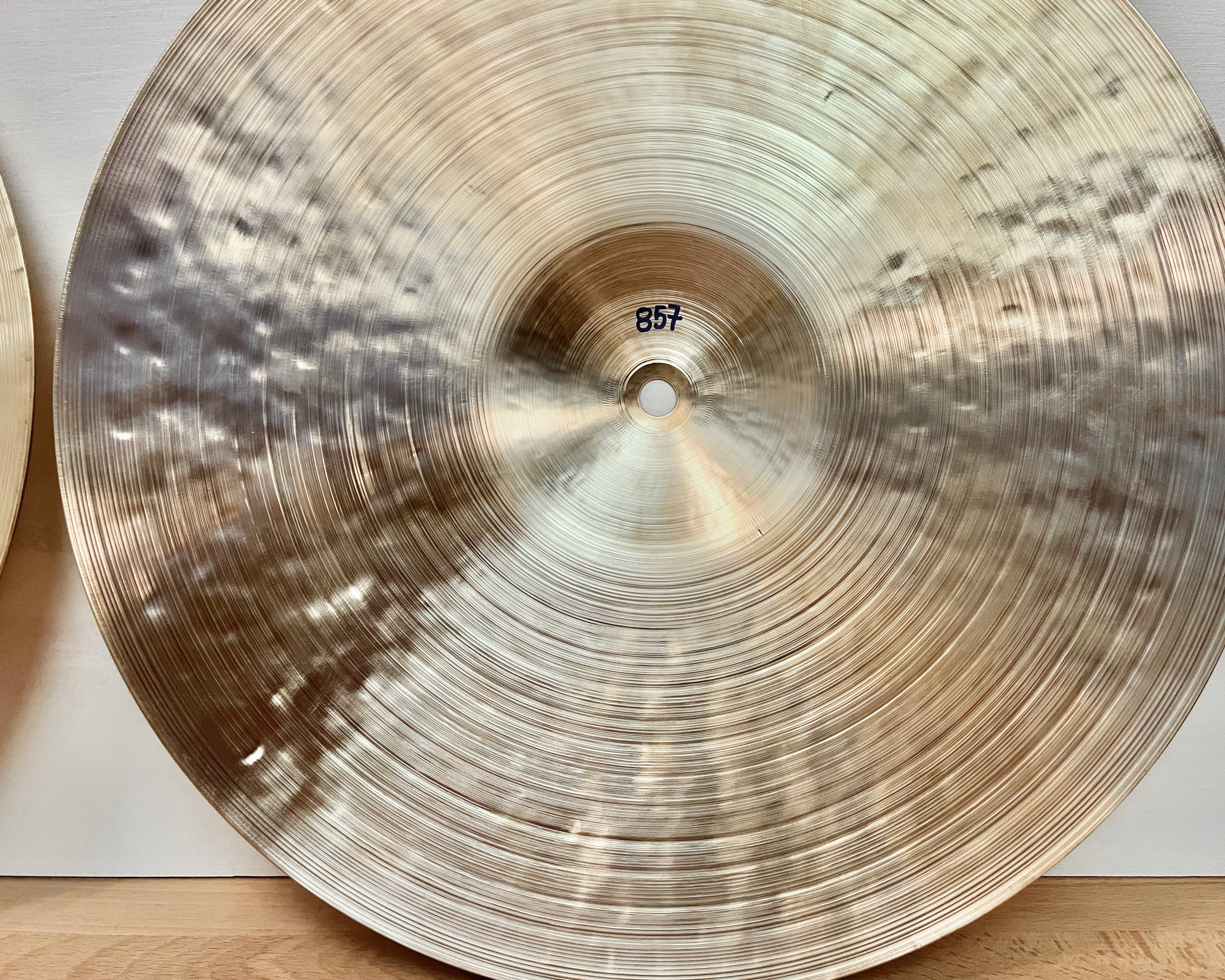 14" Hi-hats, 857 (hfb) / 1059 (hfb) grams, B20