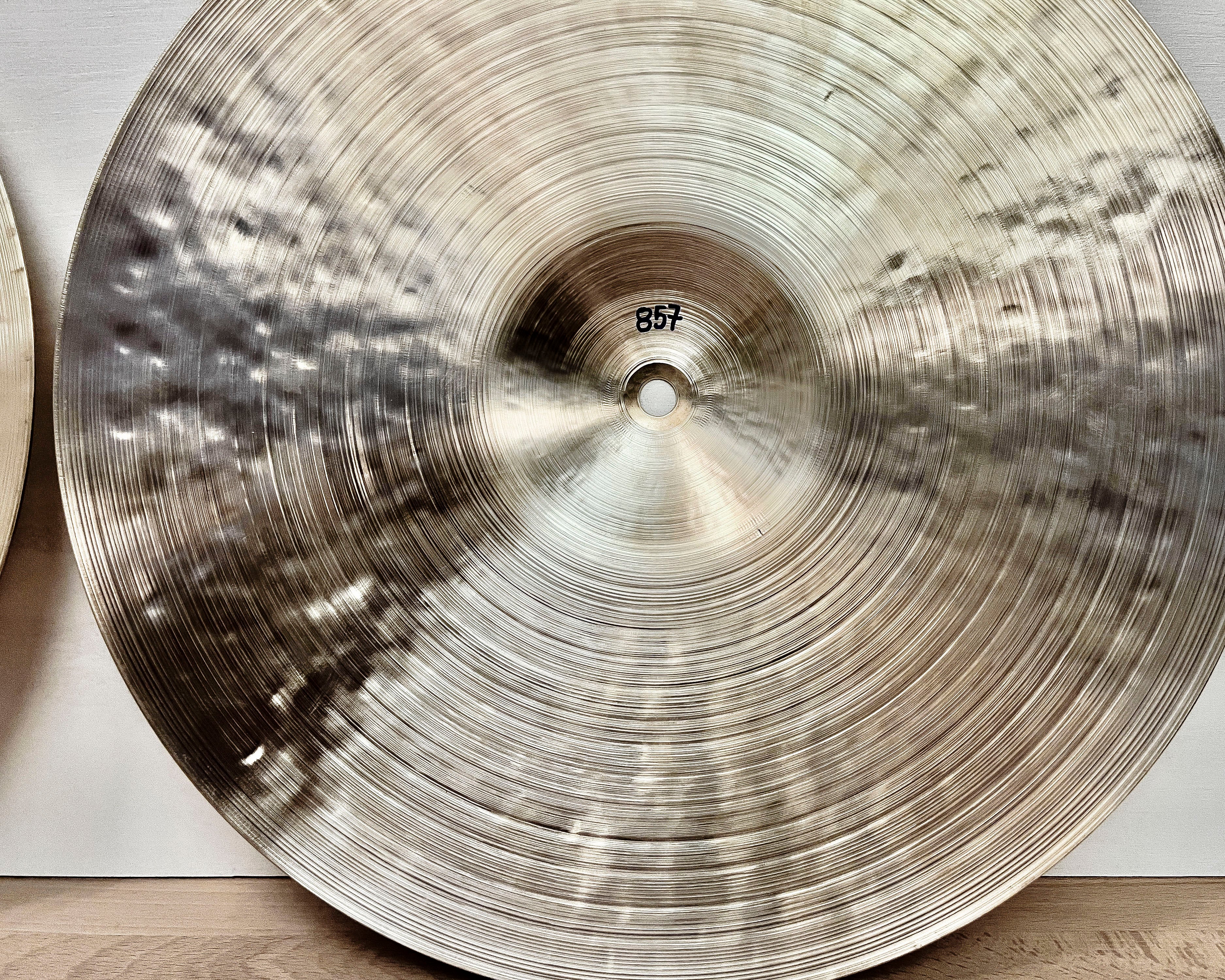 14" Hi-hats, 857 (hfb) / 1059 (hfb) grams, B20