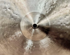 14" Hi-hats, 923 (mpb) / 1023 (mpb) grams, B20