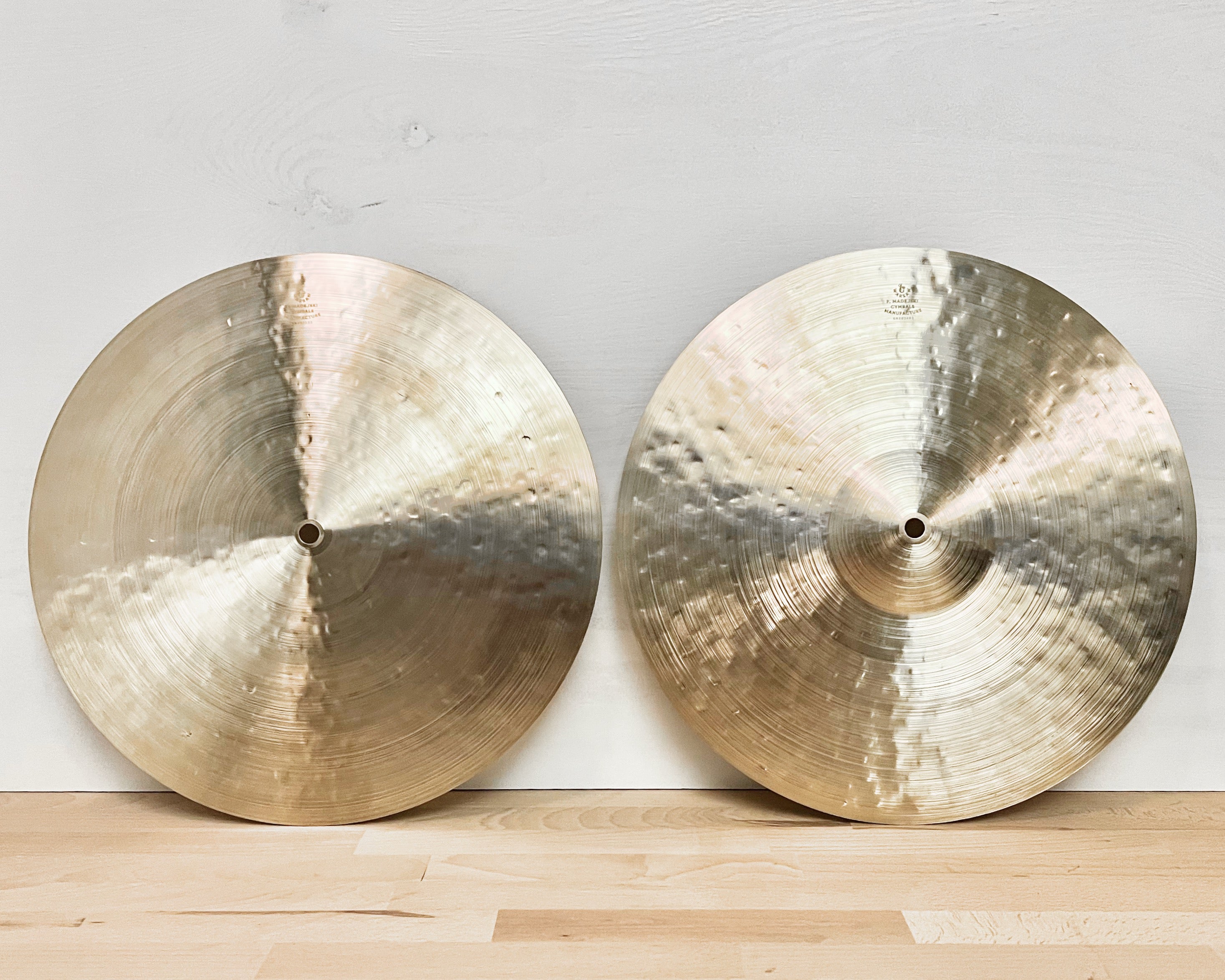 15” Hi-hats, 850 (hfb) / 1181(flat) grams, B20