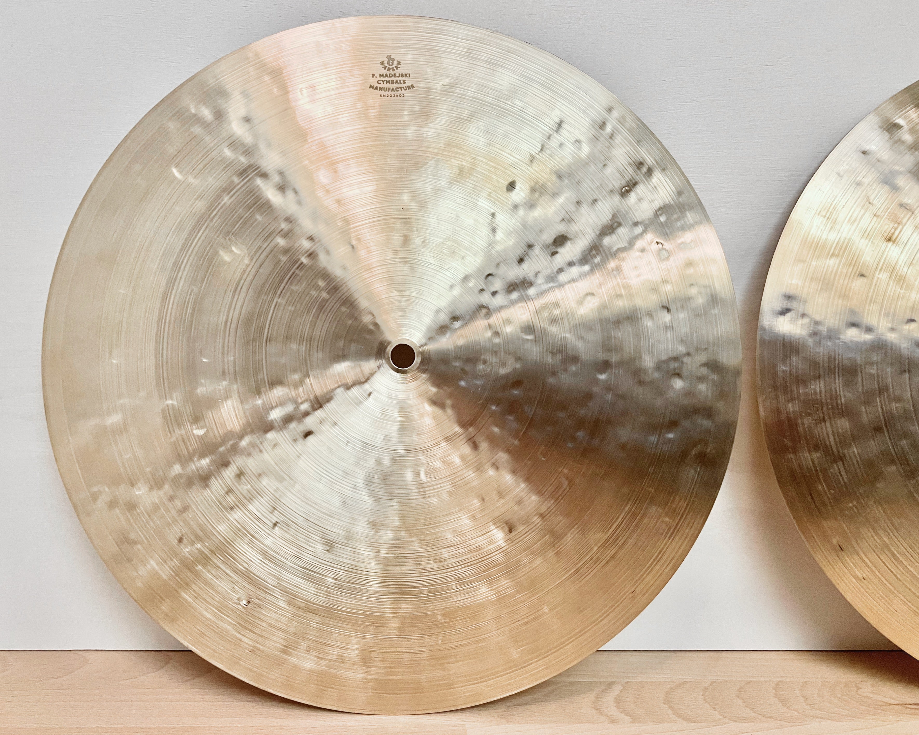 15” Hi-haty, 850 (hfb) / 1181 (flat) grams, B20