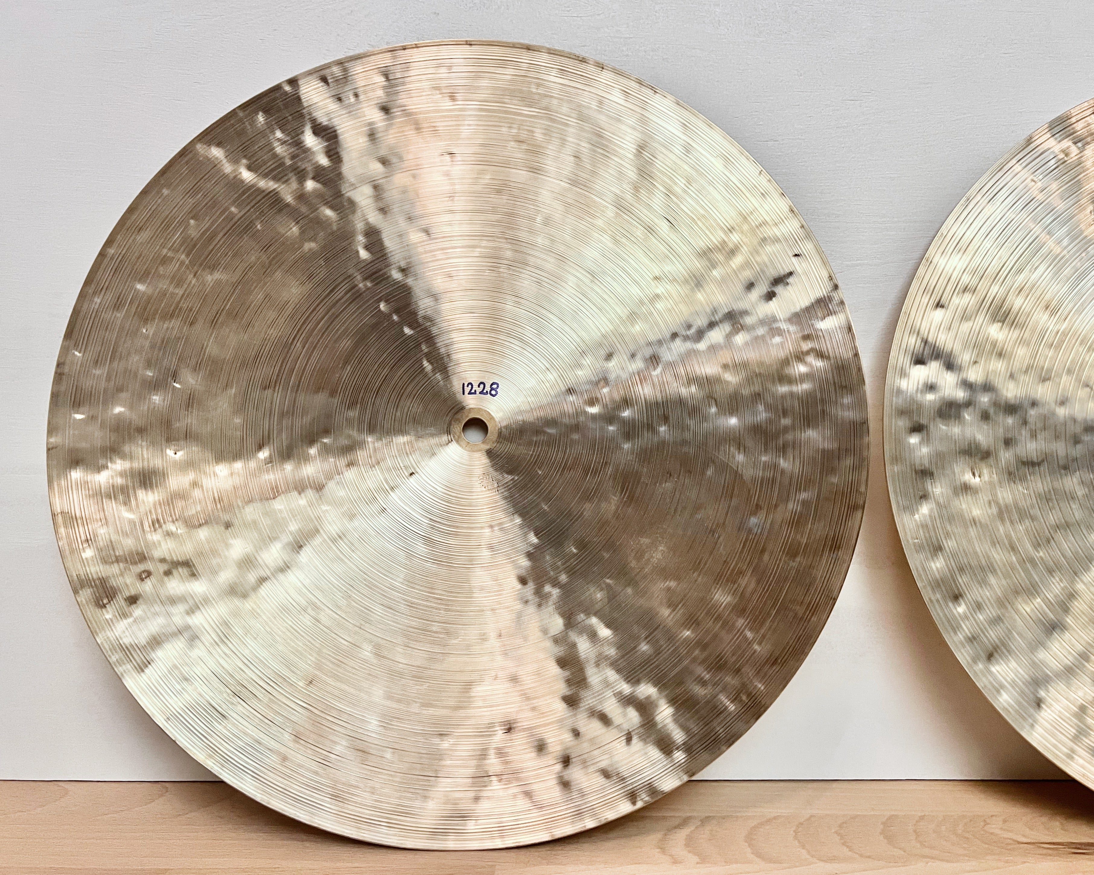 15” Hi-hats, 858 (hfb) / 1228 (Flat) grams, B20