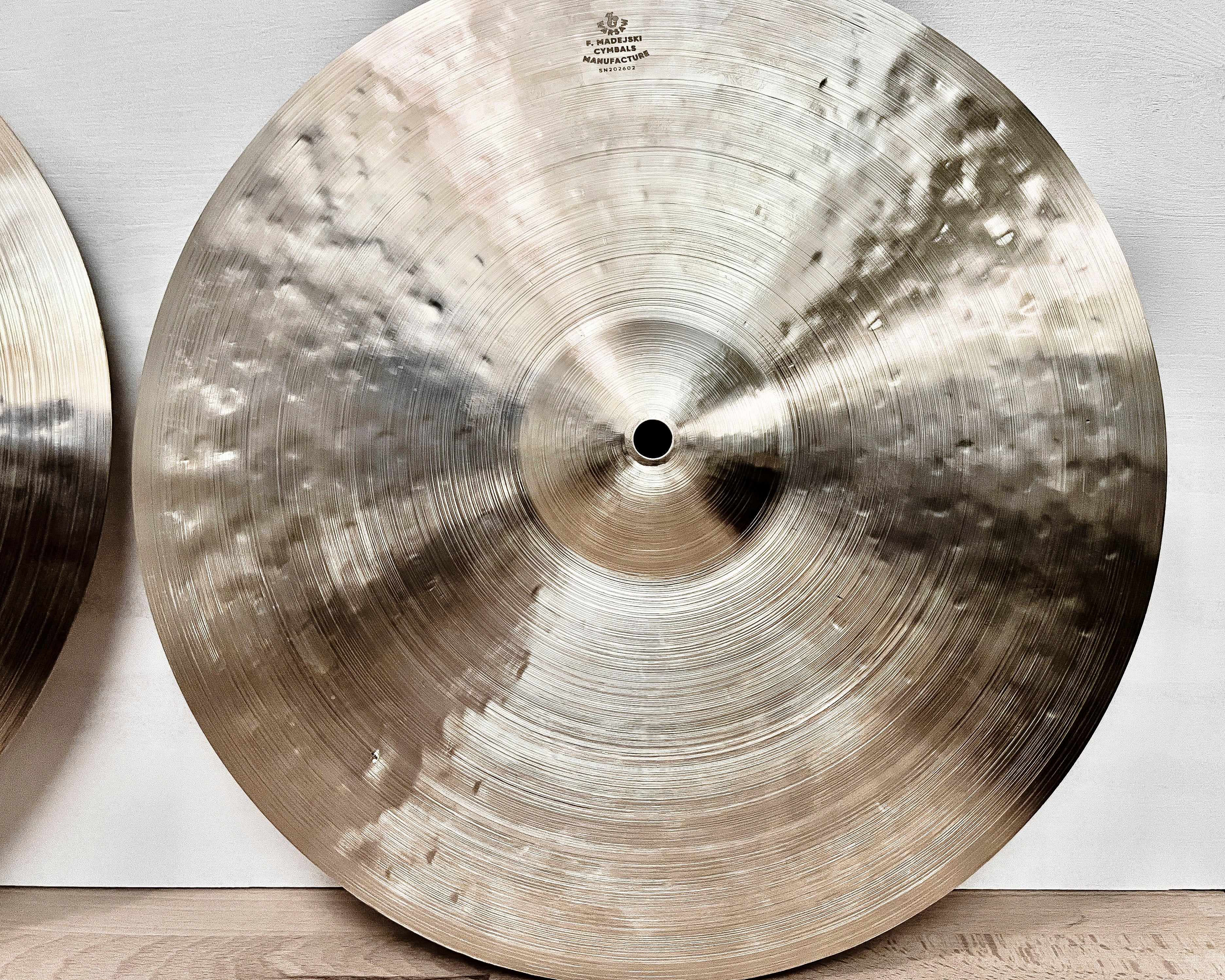 15” Hi-hats, 904 (mpb) / 1014 (hfb) grams, B20