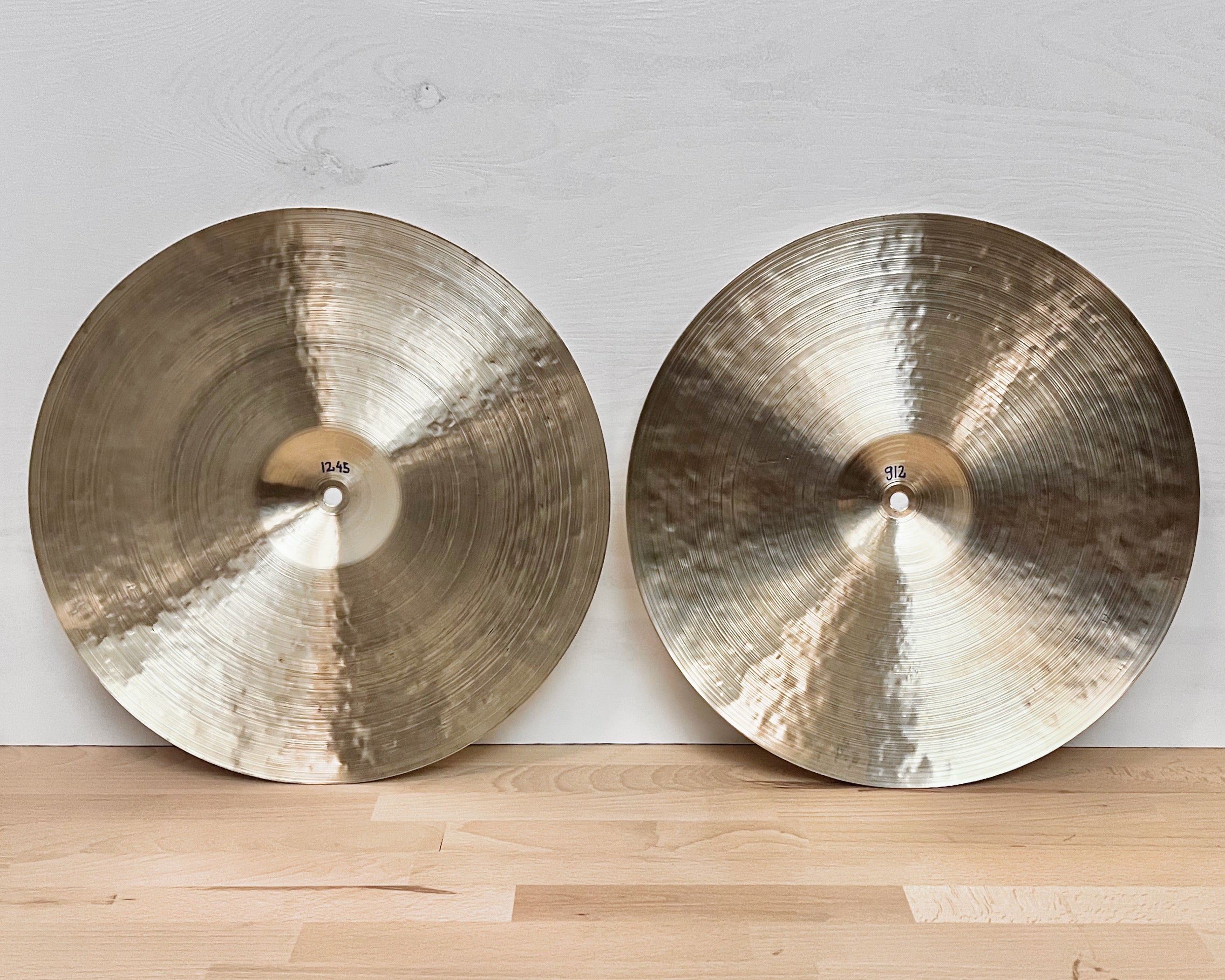 15” Hi-hats, 912 (mpb) / 1245 (mpb) grams, B20