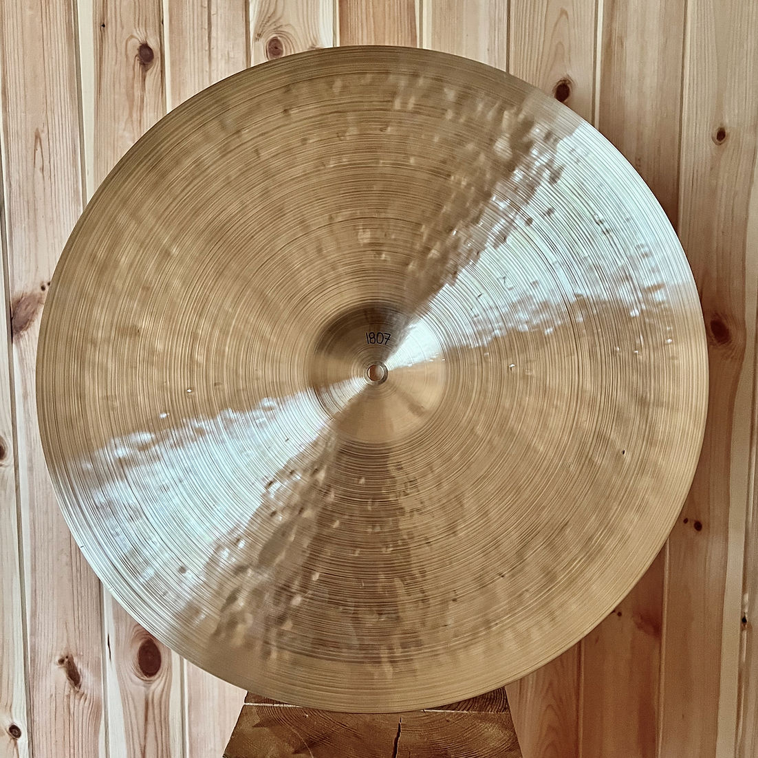 20” (513 mm) Ride, 1807 grams, HFB, B20