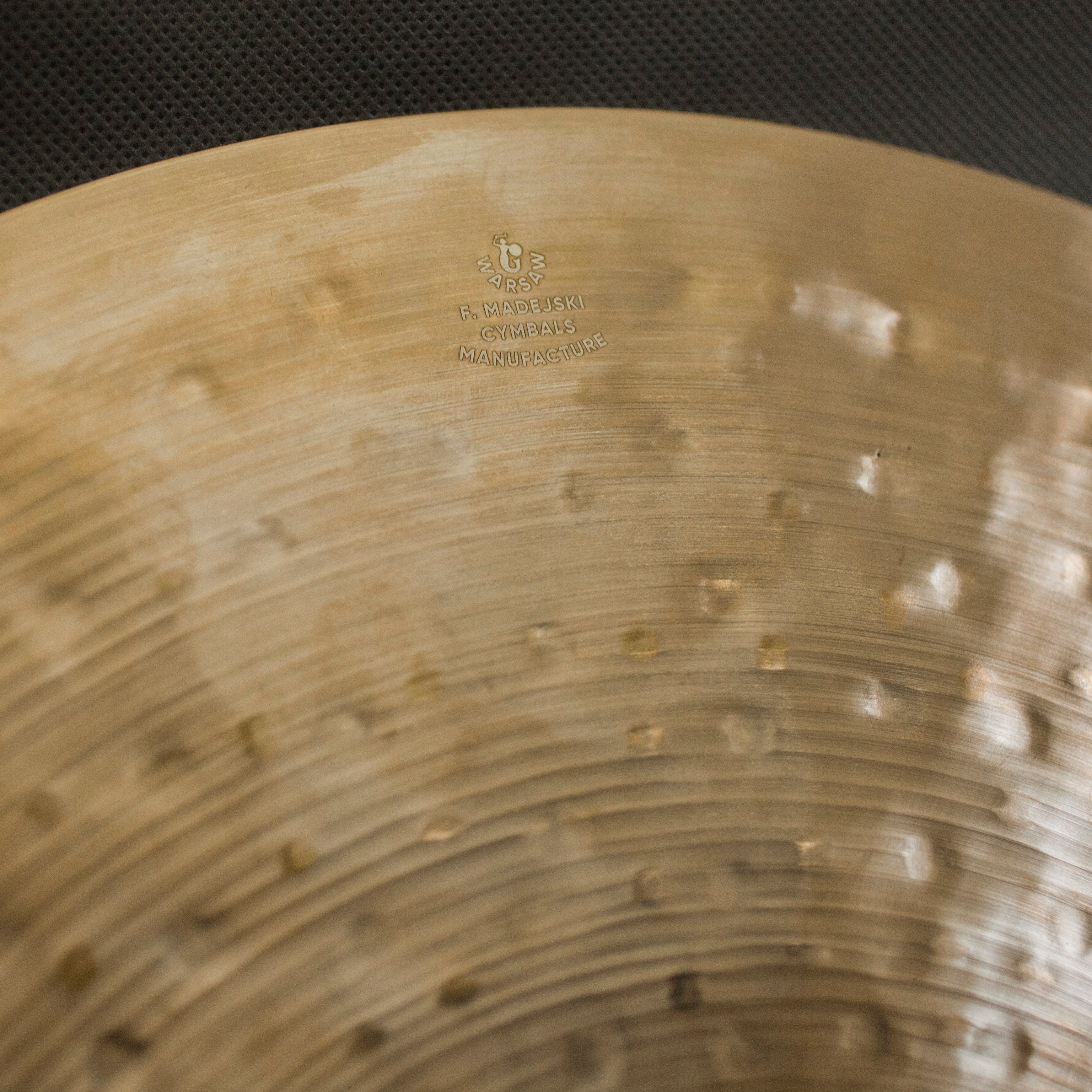 18" Paper Thin Crash / Ride, 1062 grams, B20