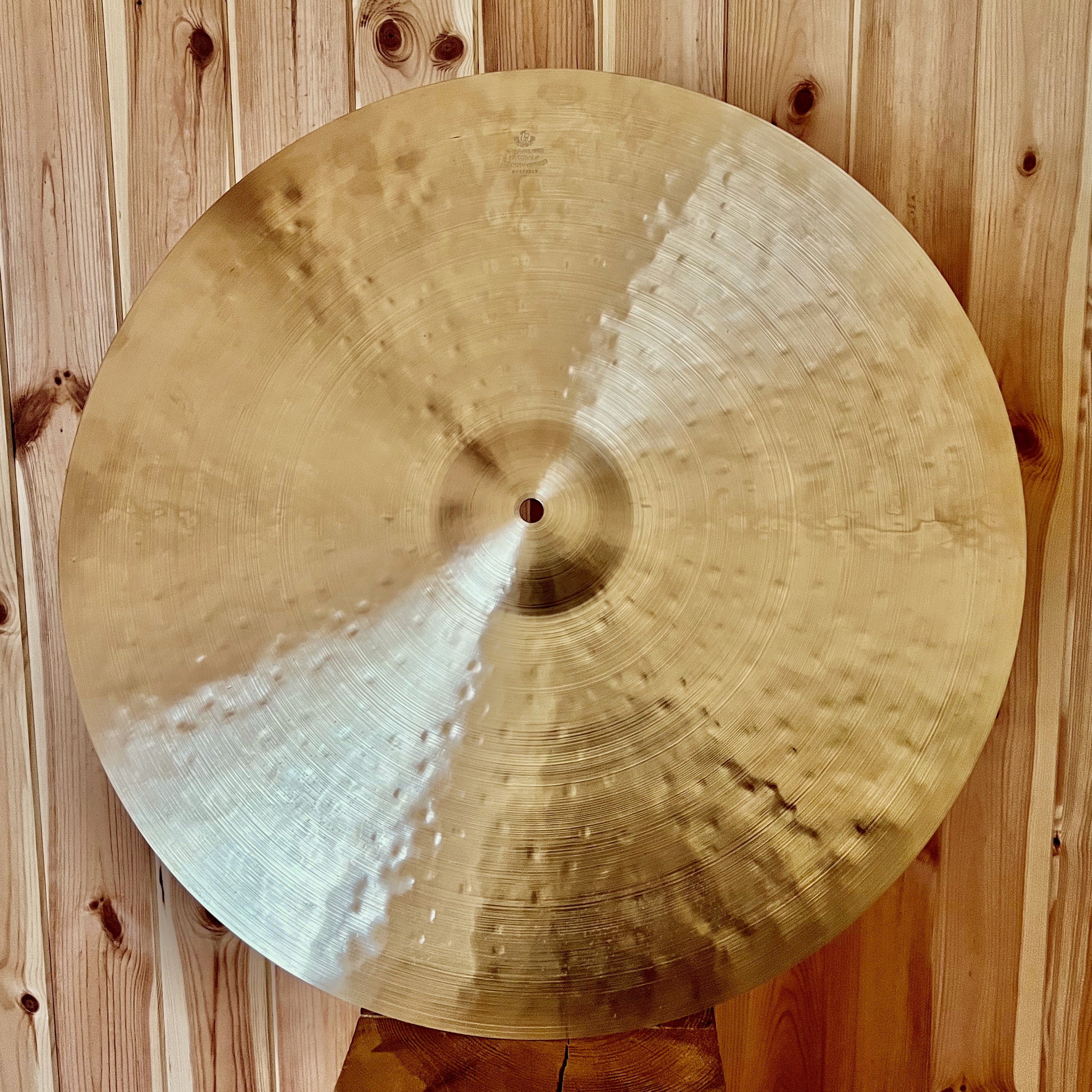 22” (564 mm) Ride, 2304 grams, B20