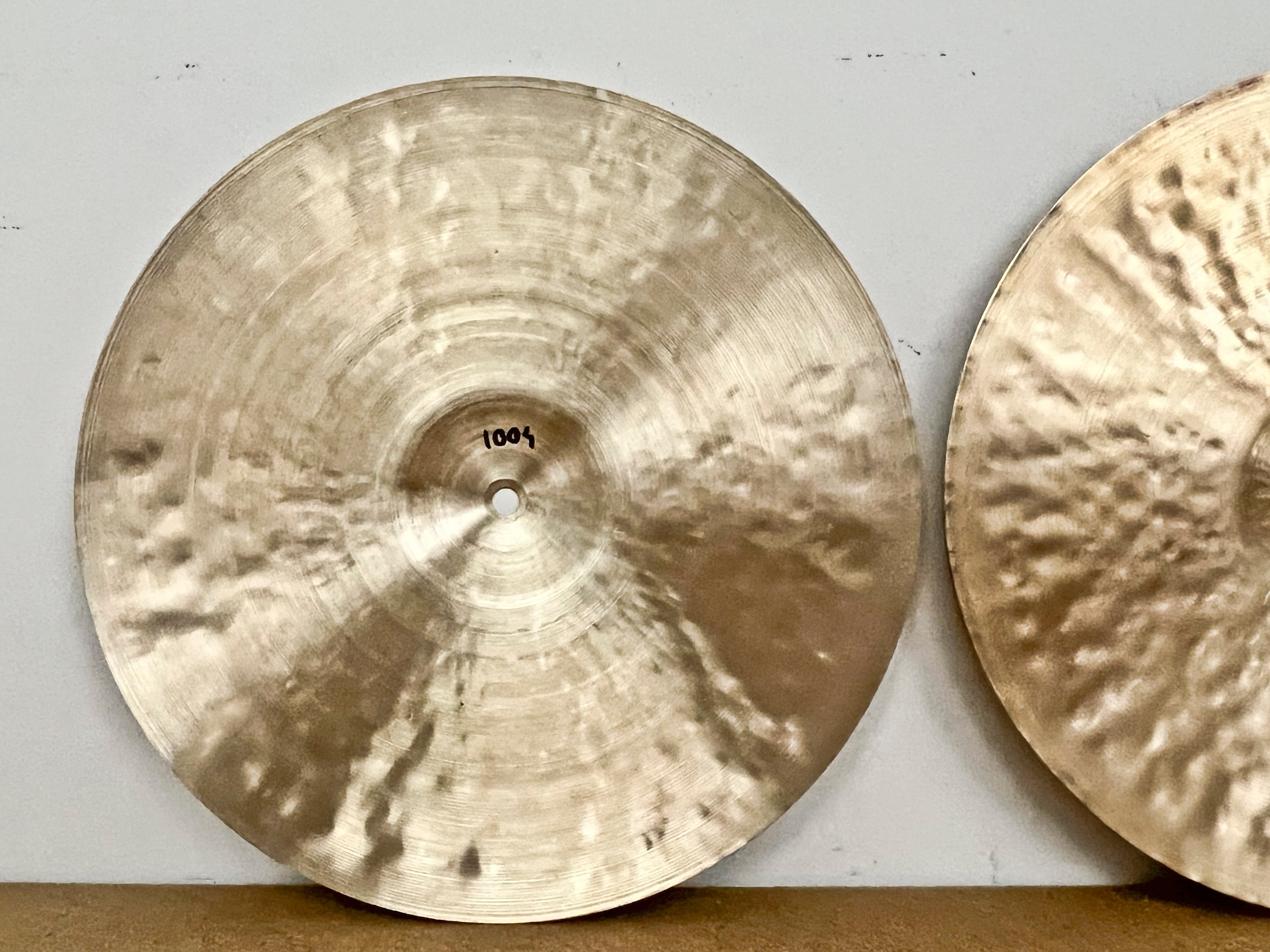 14" Hi-hats, 1004 / 1054 grams, B20