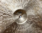 15" Hi-hats, 851 / 1004 grams, B20
