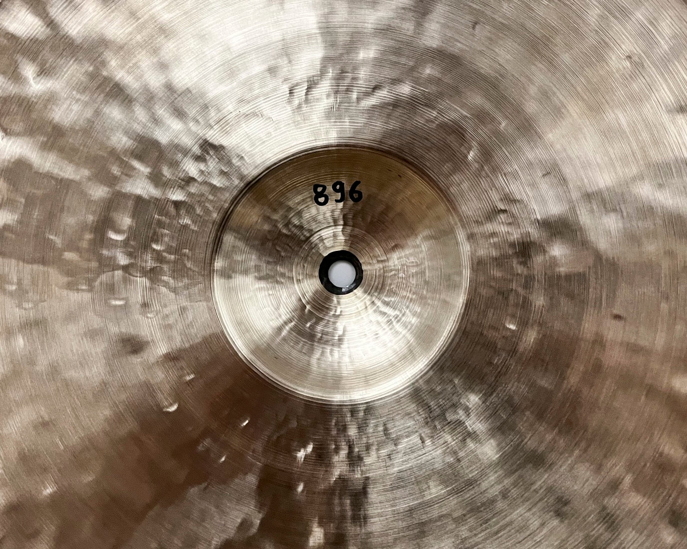 15" Hi-hats, 896 / 967 grams, B20
