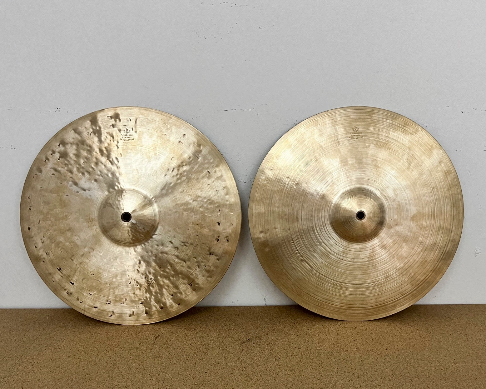 15" Hi-hats, 918 / 1269 grams, B20