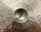 15" Hi-hats, 851 / 1004 grams, B20