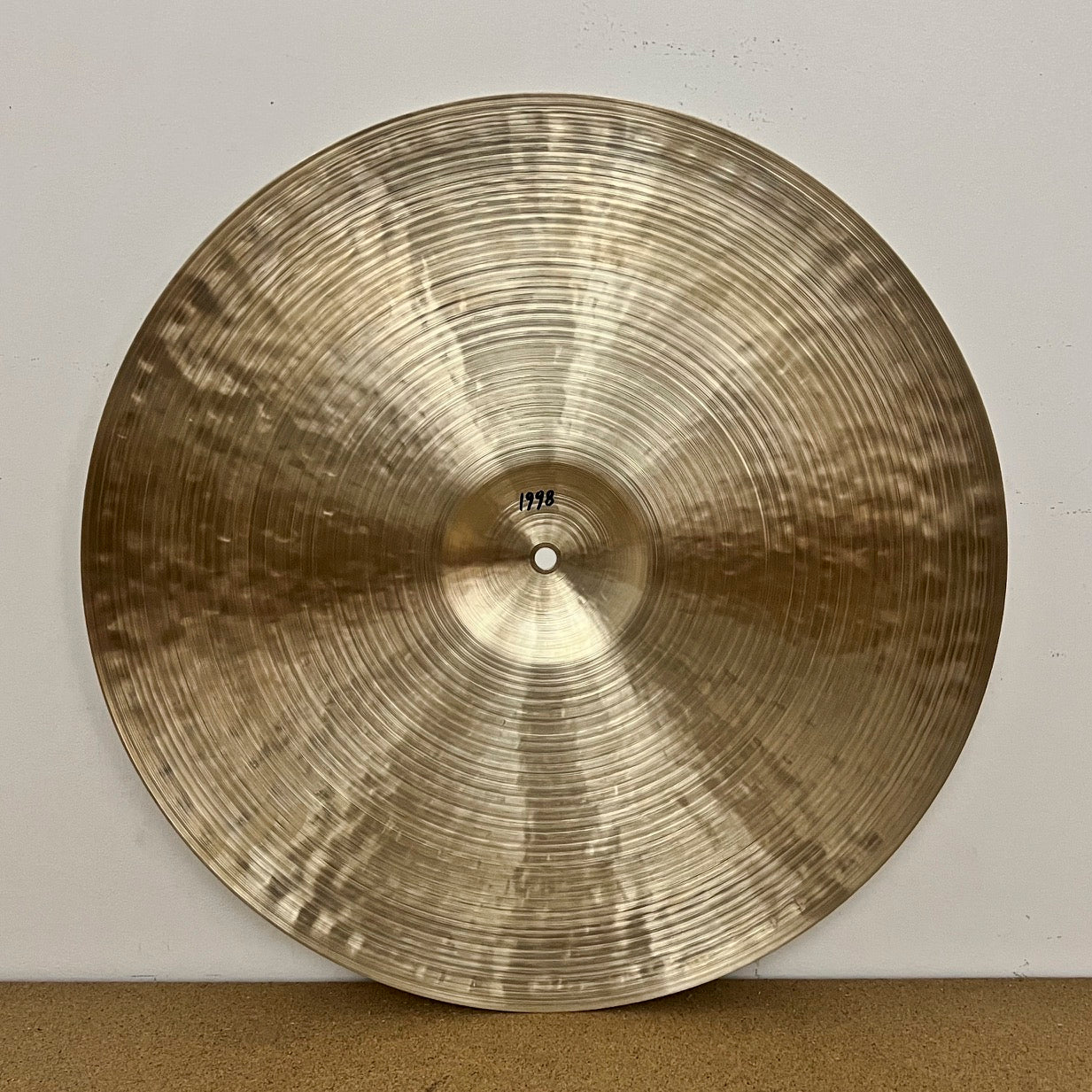 20” Ride, 1998 grams, B20