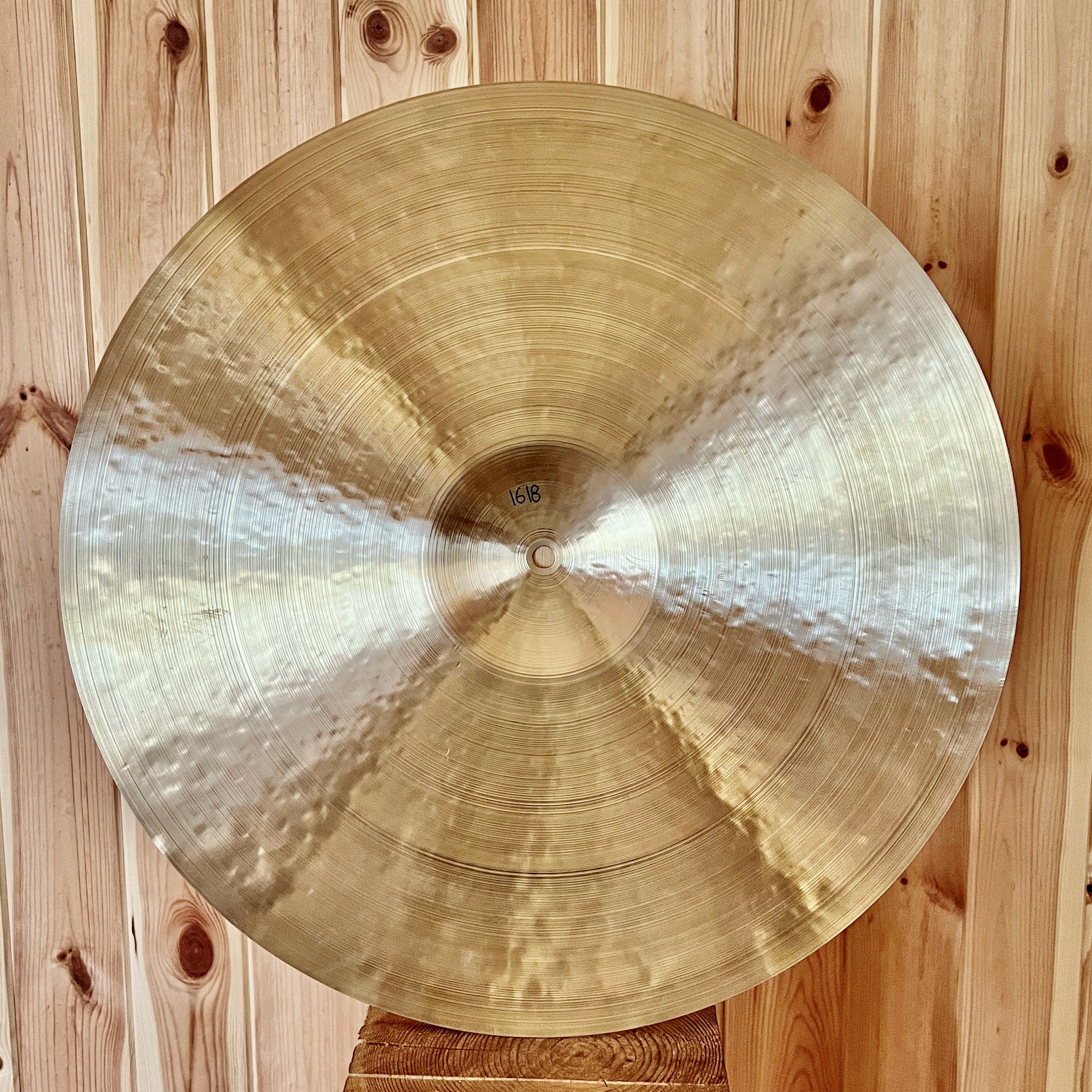 20” (515 mm) Ride, 1618 grams, B20