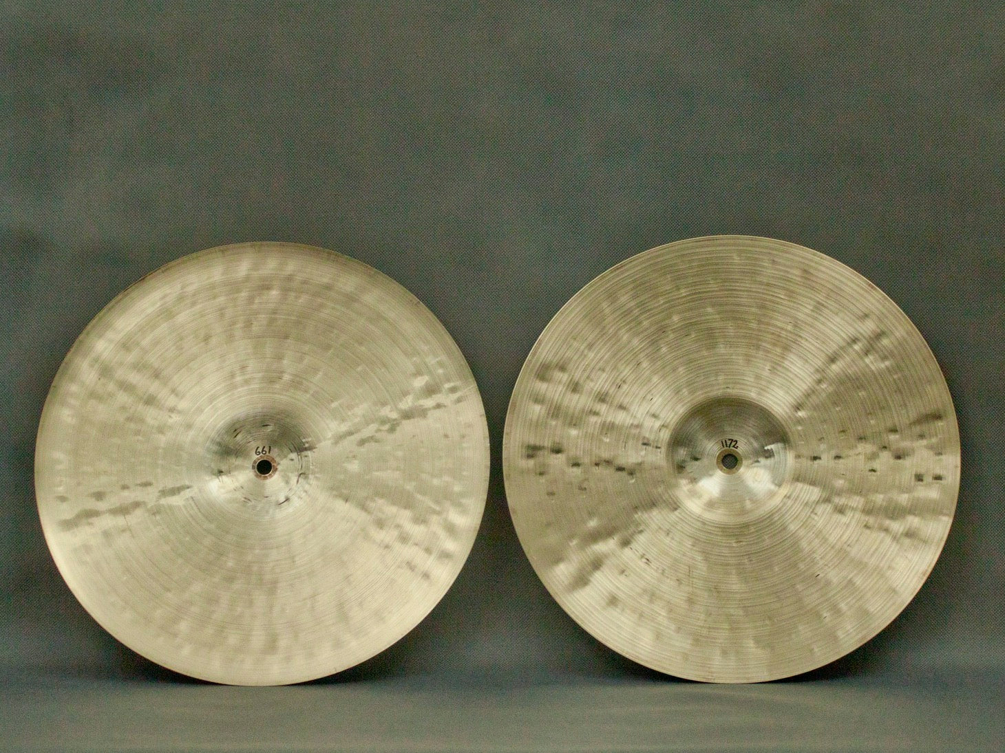 14" Hi-hats, 661 / 1172 grams, B20