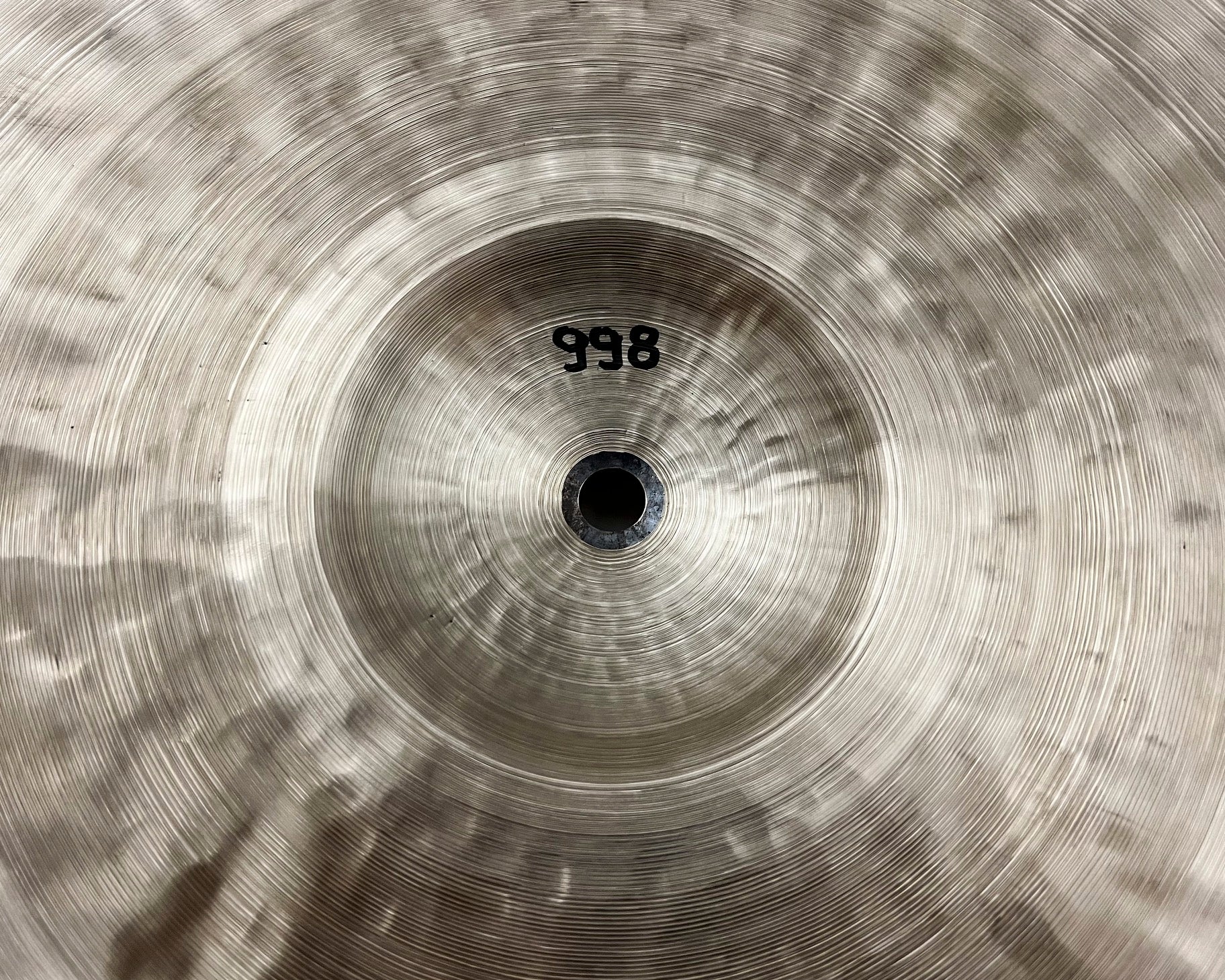 14" Hi-hats, 854 / 998 grams, B20
