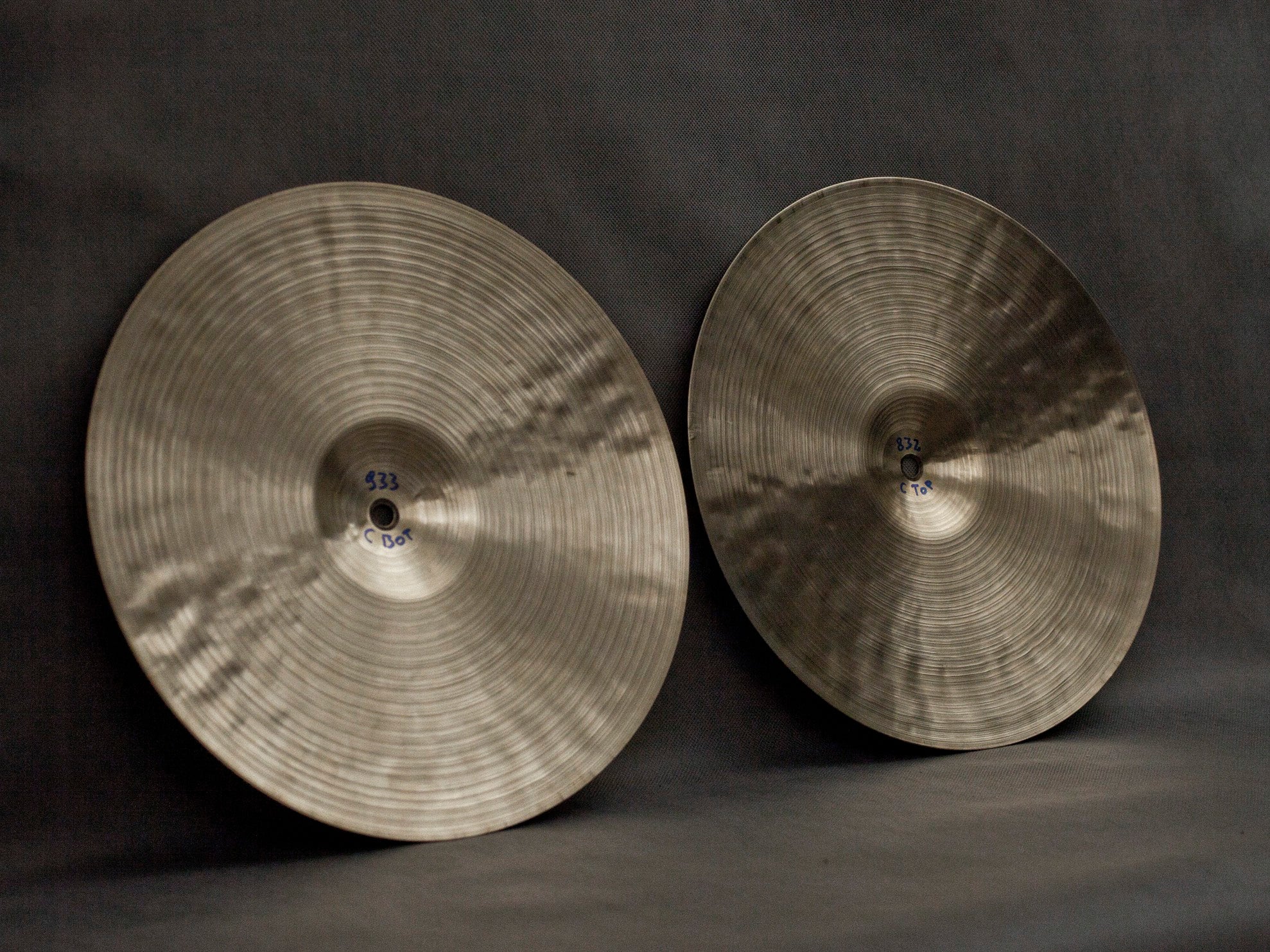 14" Hi-hats, 933 / 832 grams, B20