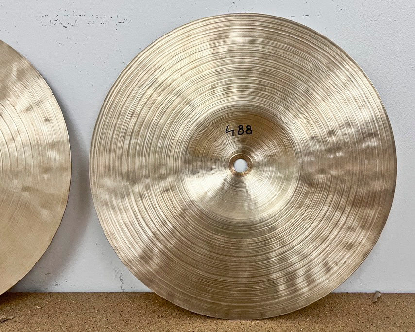 10" Hi-hats, 368 / 488 grams, B20