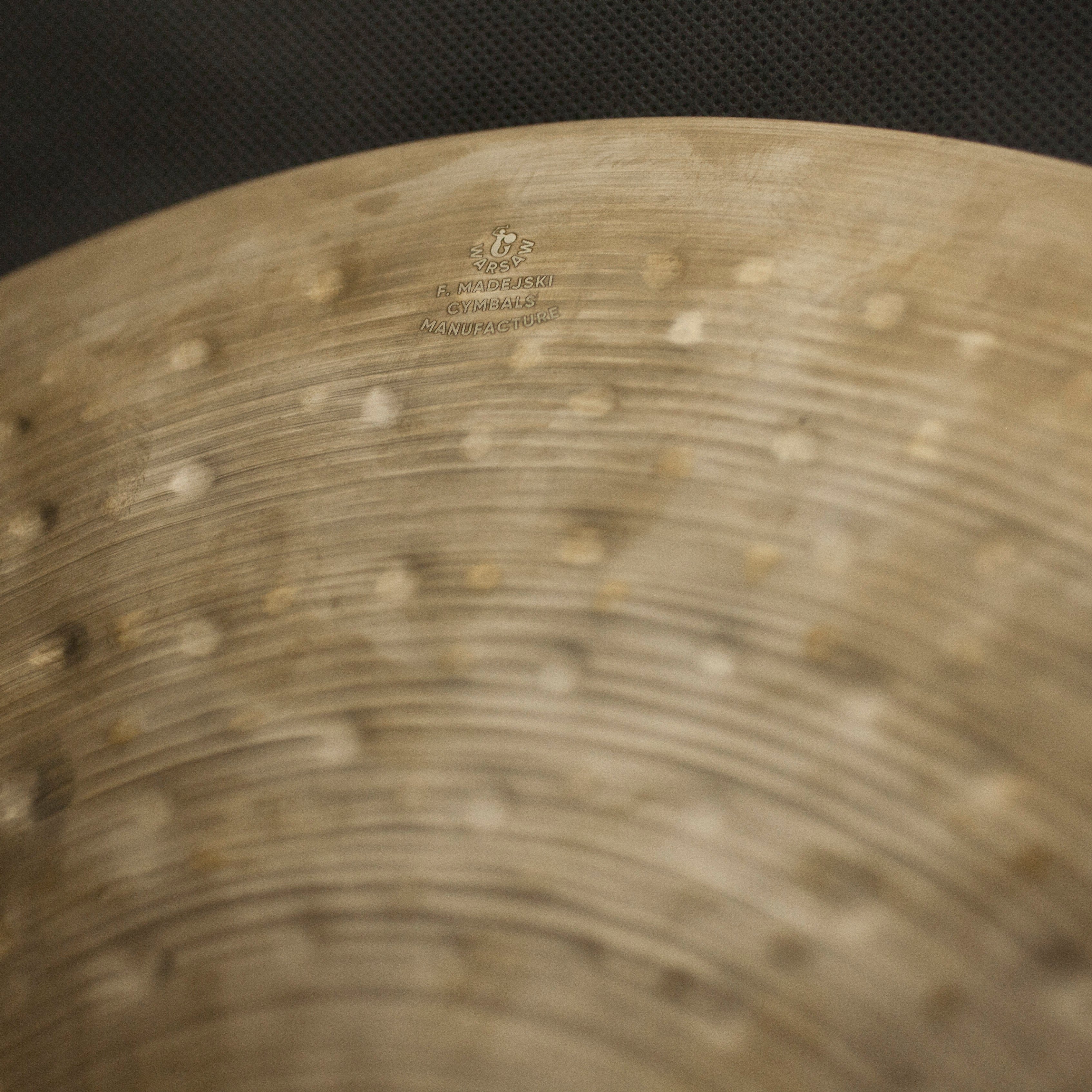 18" Paper Thin Crash / Ride, 1062 grams, B20