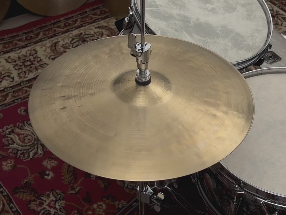 14" Hi-hats, 757 / 997 grams, B20