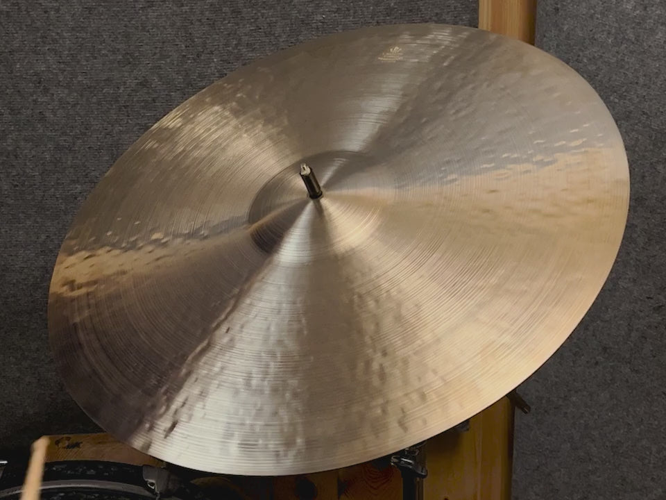 22” (563 mm) Ride, 1870 grams, B20