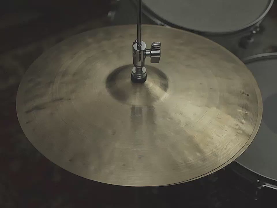 15" Hi-hats, 1126 / 941 grams, B20